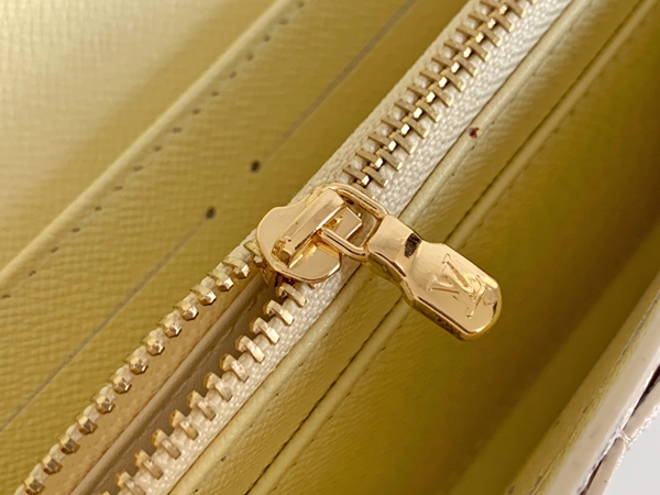 LVコピーウォレット素材ディテール